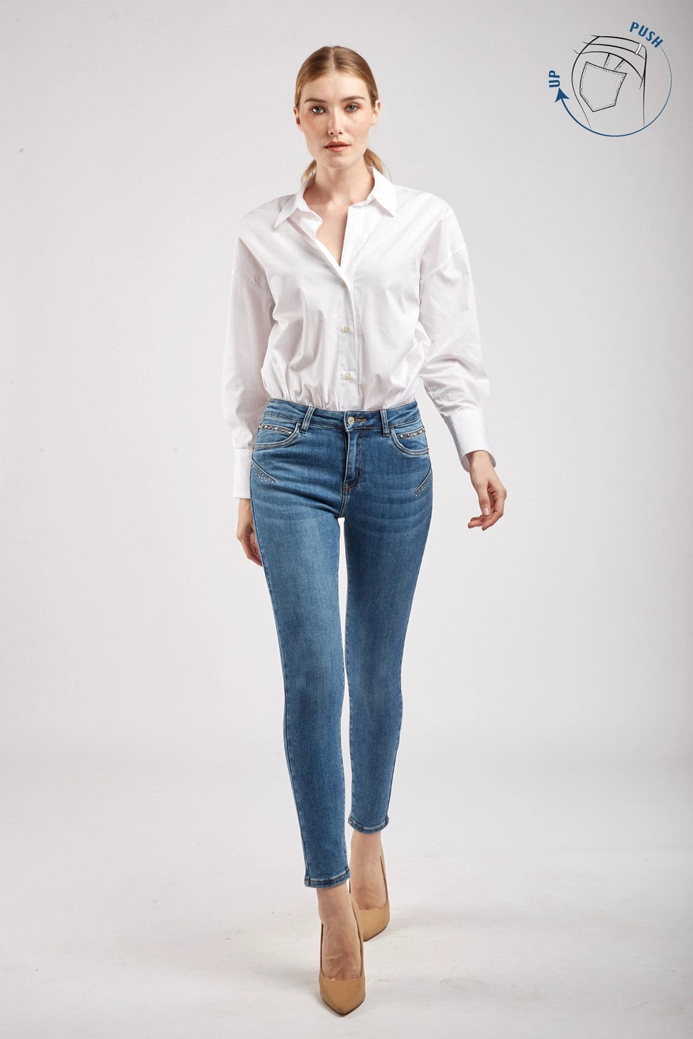 “Jean doux et résistant avec détails latéraux” - Trouver La Mode