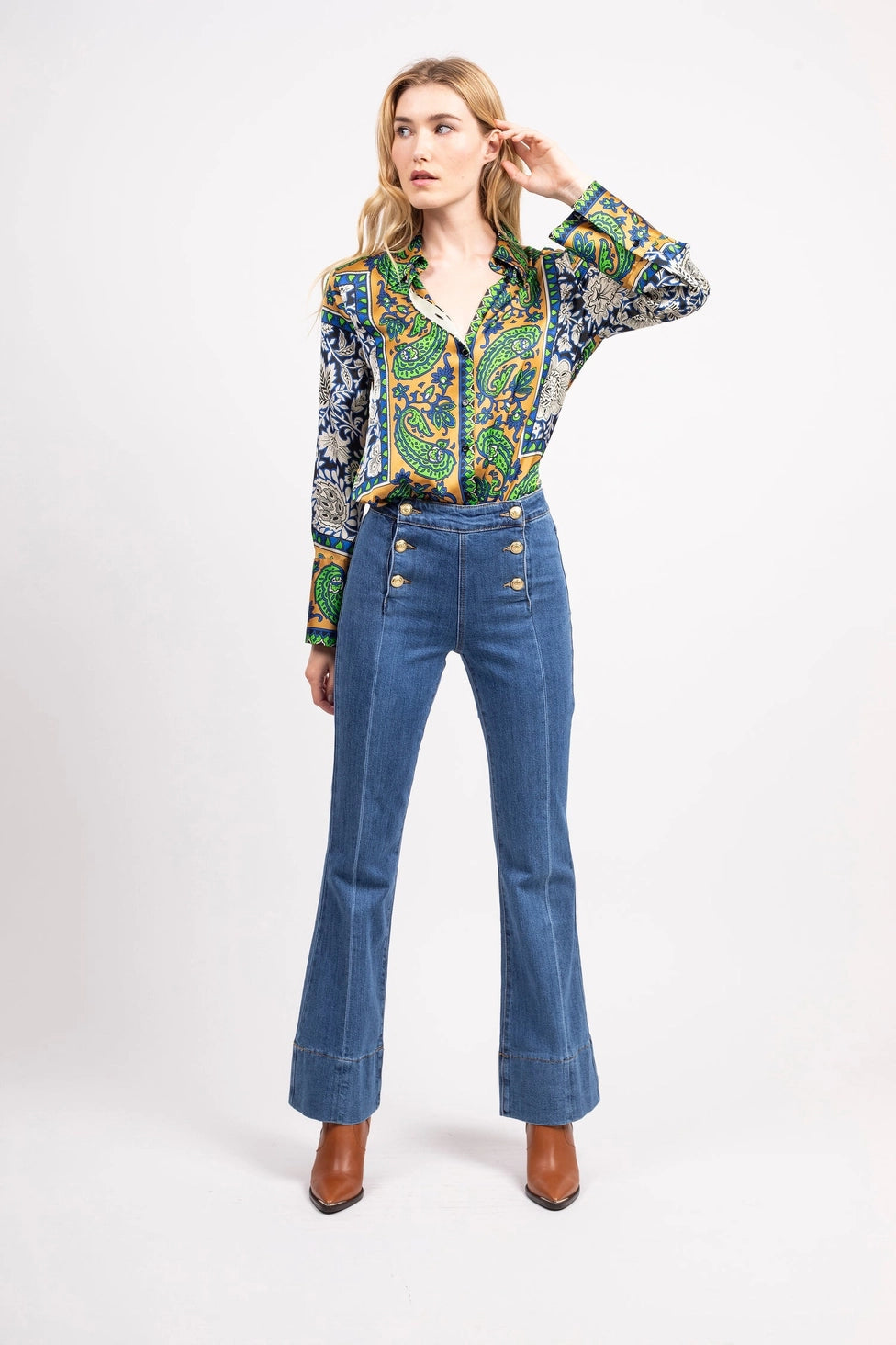 “Der Marinière Flare Jeans” - Zeitlos und Bezaubernd - Trouver La Mode