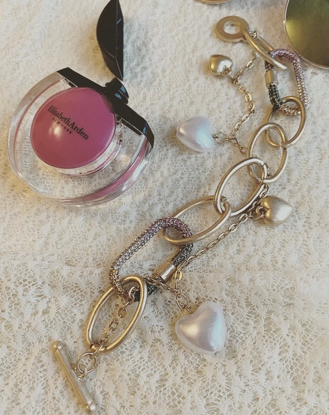 Fantasy-Armband mit Details in Perlen- und Herzoptik - Trouver La Mode