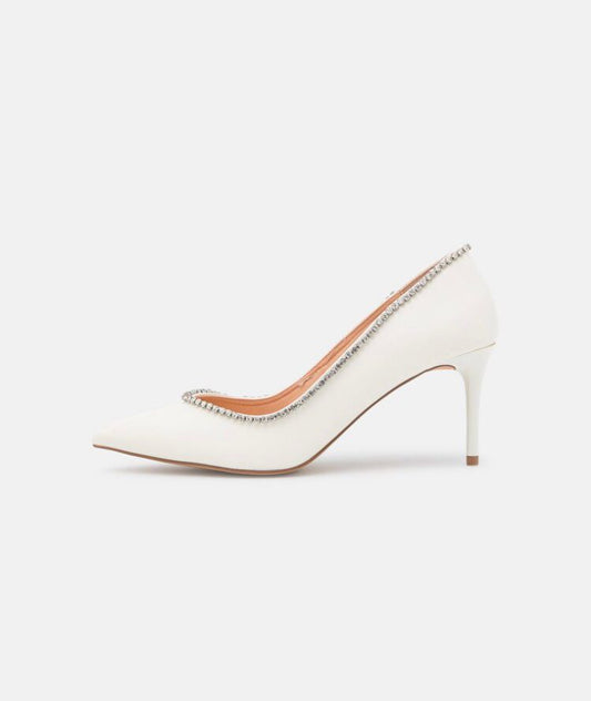 Weiße Schuhe mit glänzenden Details - Trouver La Mode