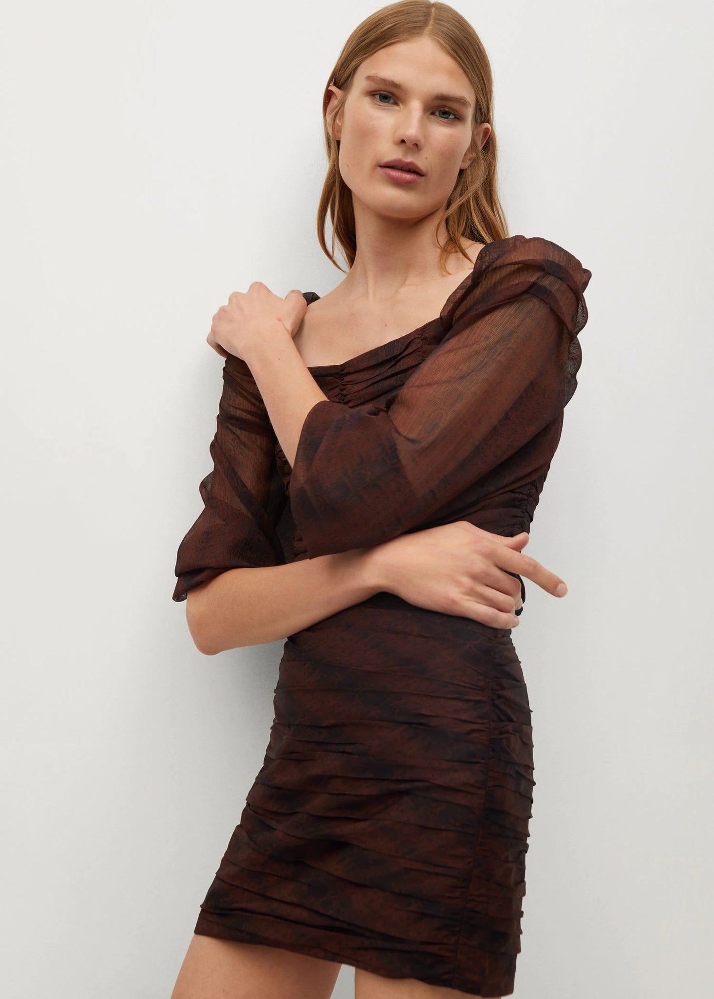 Brauner Minirock mit Minifalten-Querfalten - Trouver La Mode